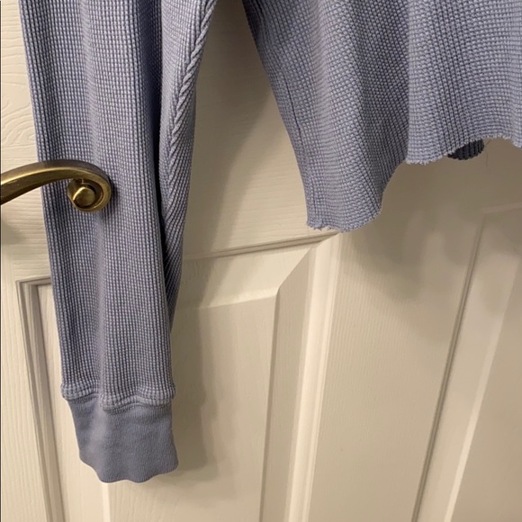 BRANDY MELVILLE BLUE LONG SLEEVE TOP - Picture 2 of 8